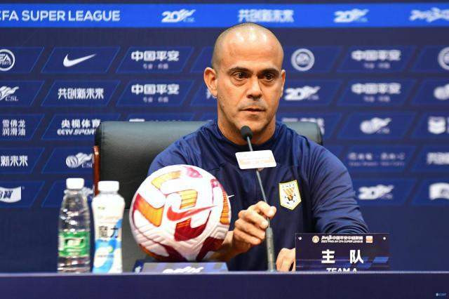 HTH体育-泰山助教：已为主场胜利做好准备 伤病不影响布阵