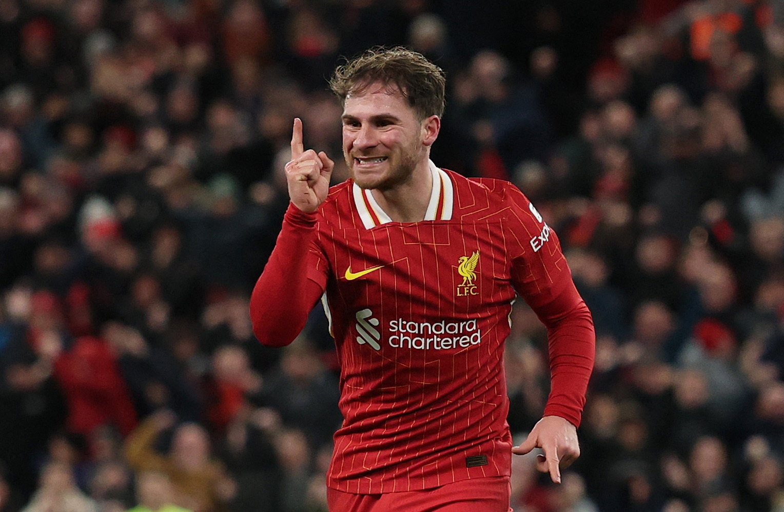 体育娱乐-麦卡利斯特：维尔茨和埃基蒂克形成互补，他们喜欢二过一创造机会